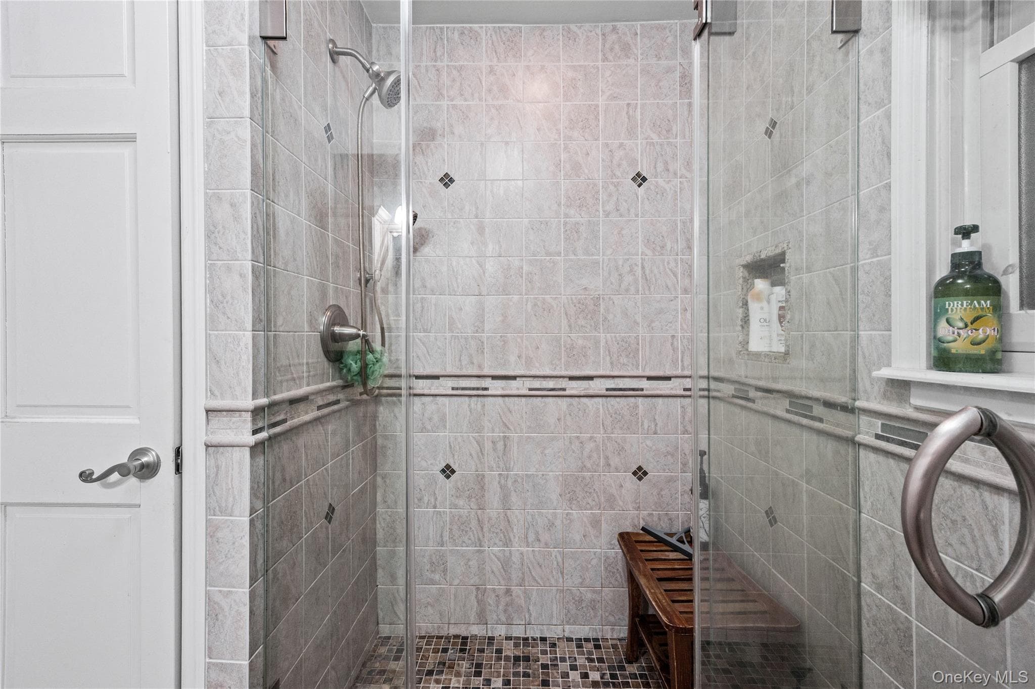 410 Midwood Avenue thumbnail 23