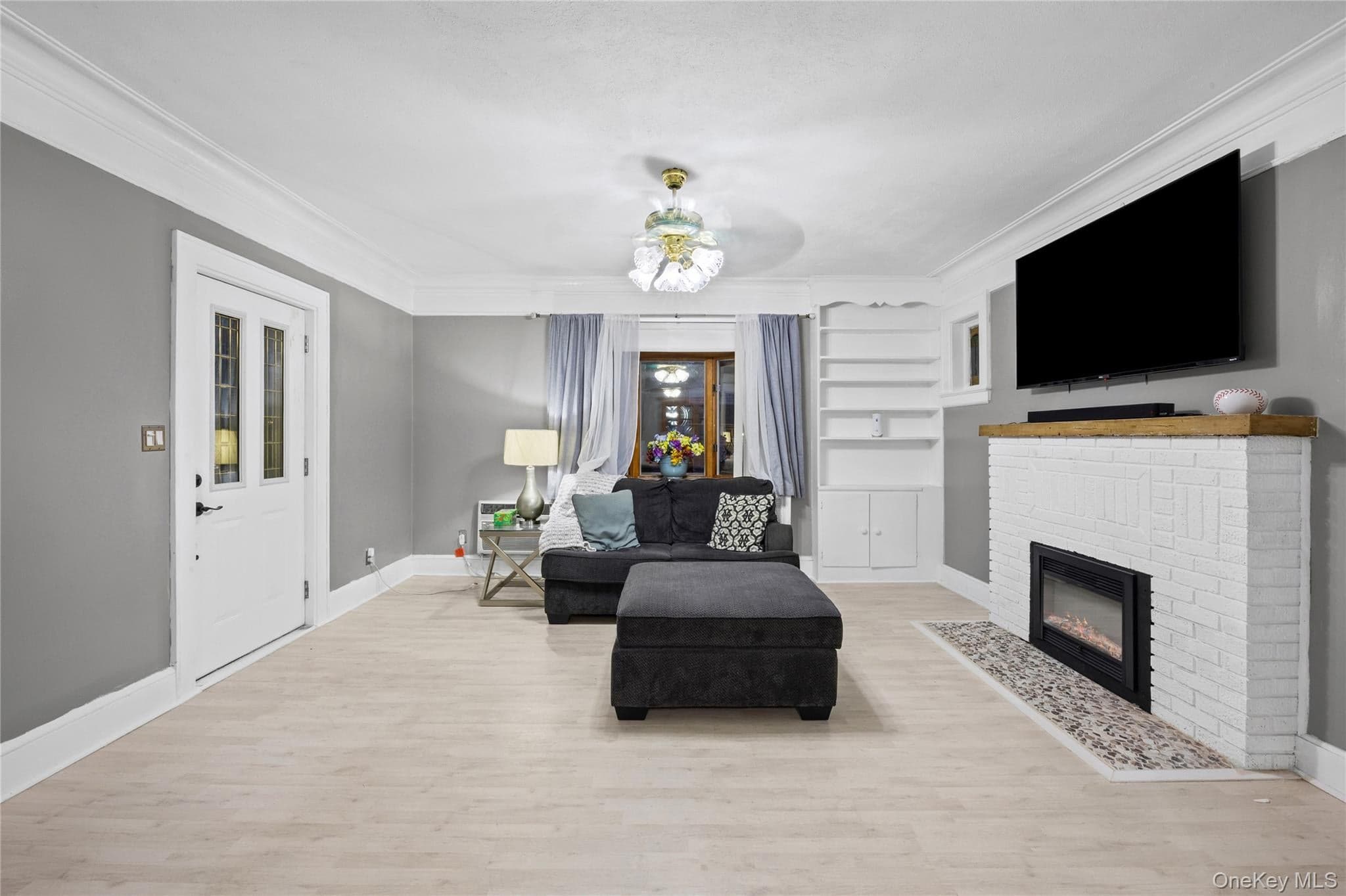 410 Midwood Avenue thumbnail 11