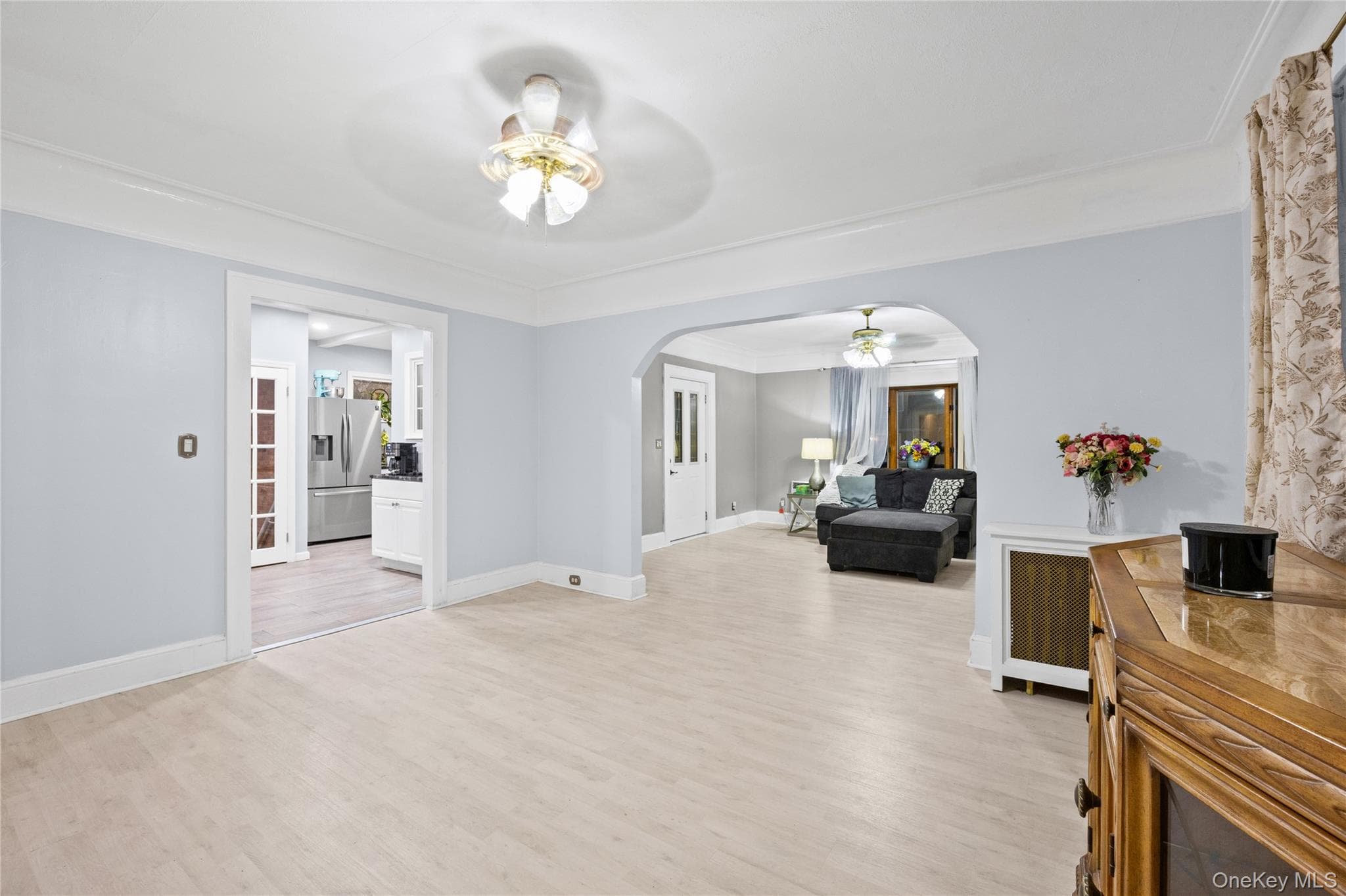 410 Midwood Avenue thumbnail 14