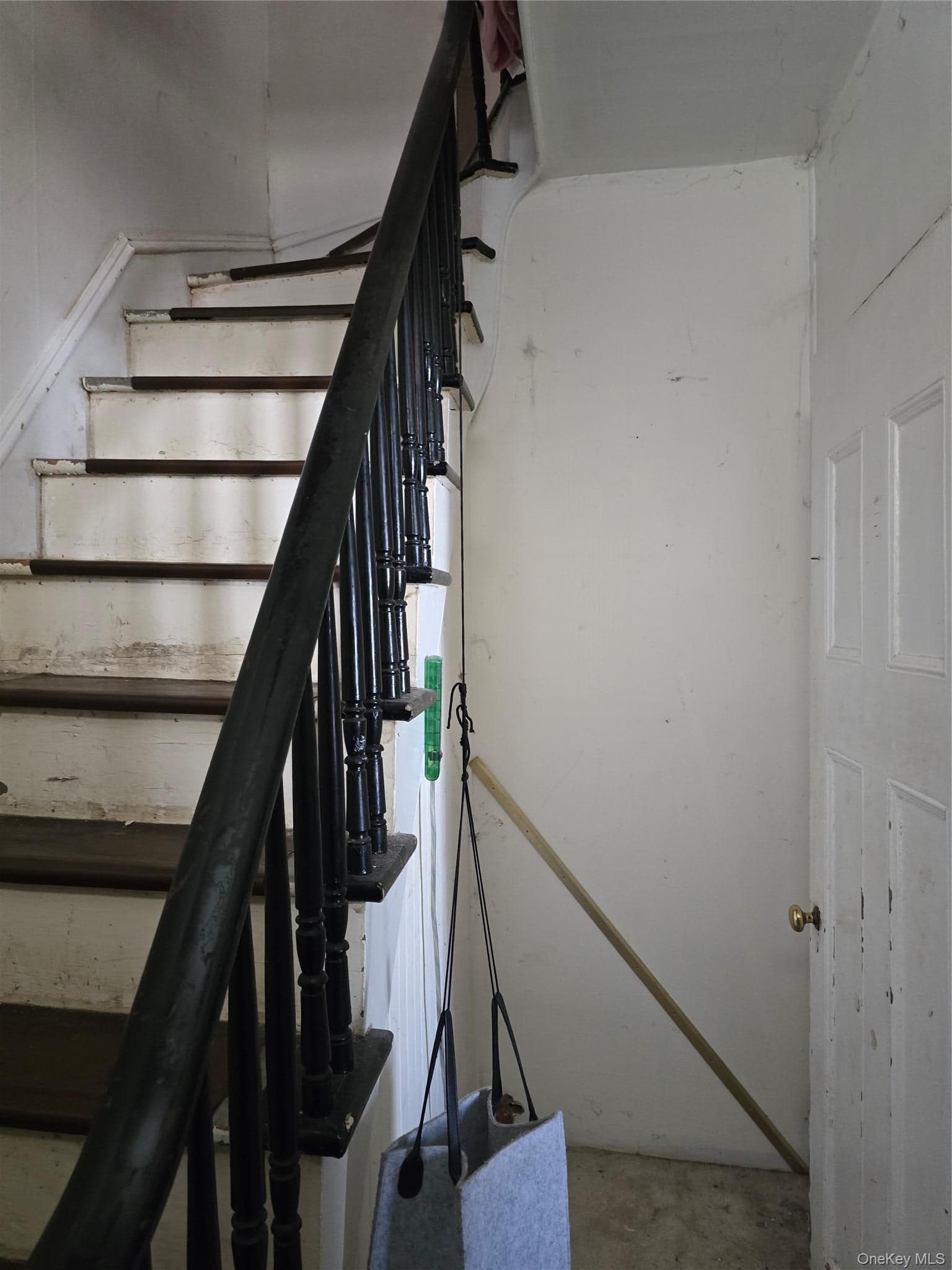 38 Valley Avenue thumbnail 27