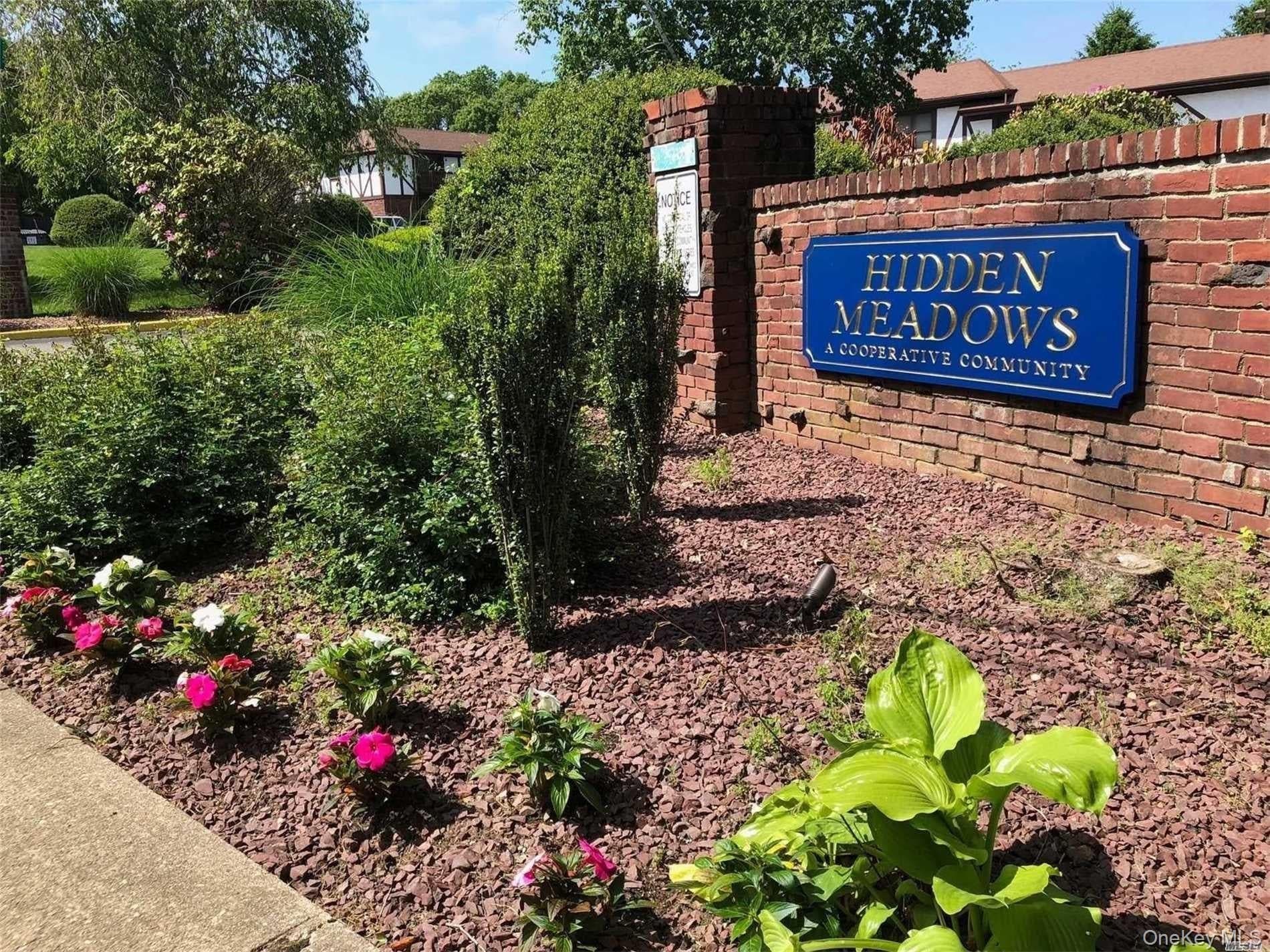 106 Bailey CT Unit: 106, Middle Island