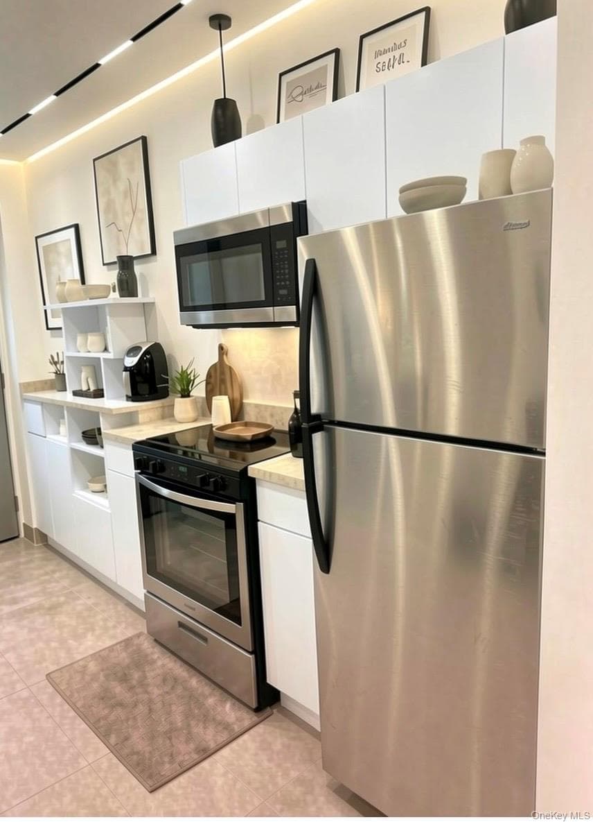 2922 Barnes Ave Ave Unit: 3L thumbnail 4