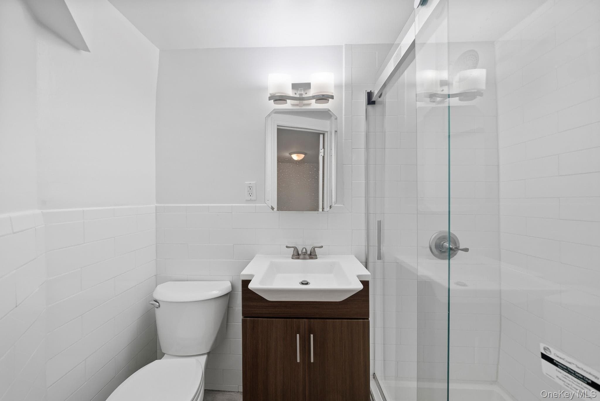 5461 Sylvan Avenue thumbnail 20