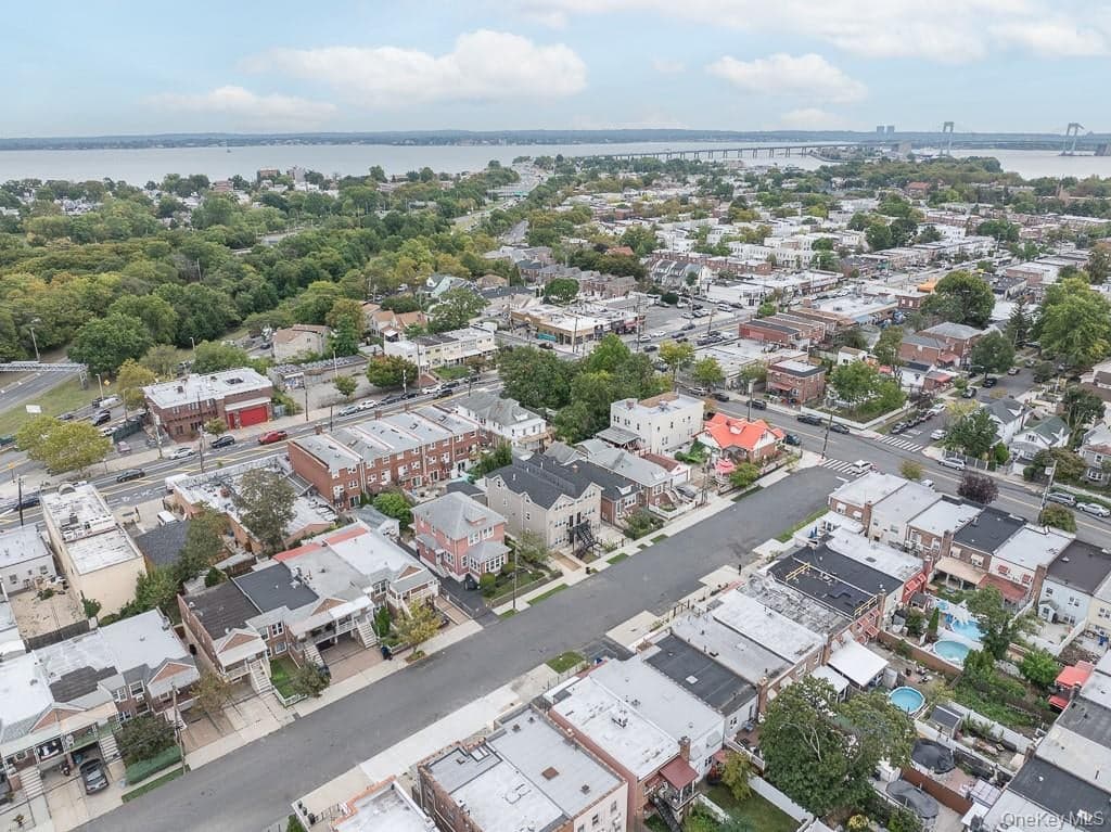416 Revere Avenue thumbnail 2