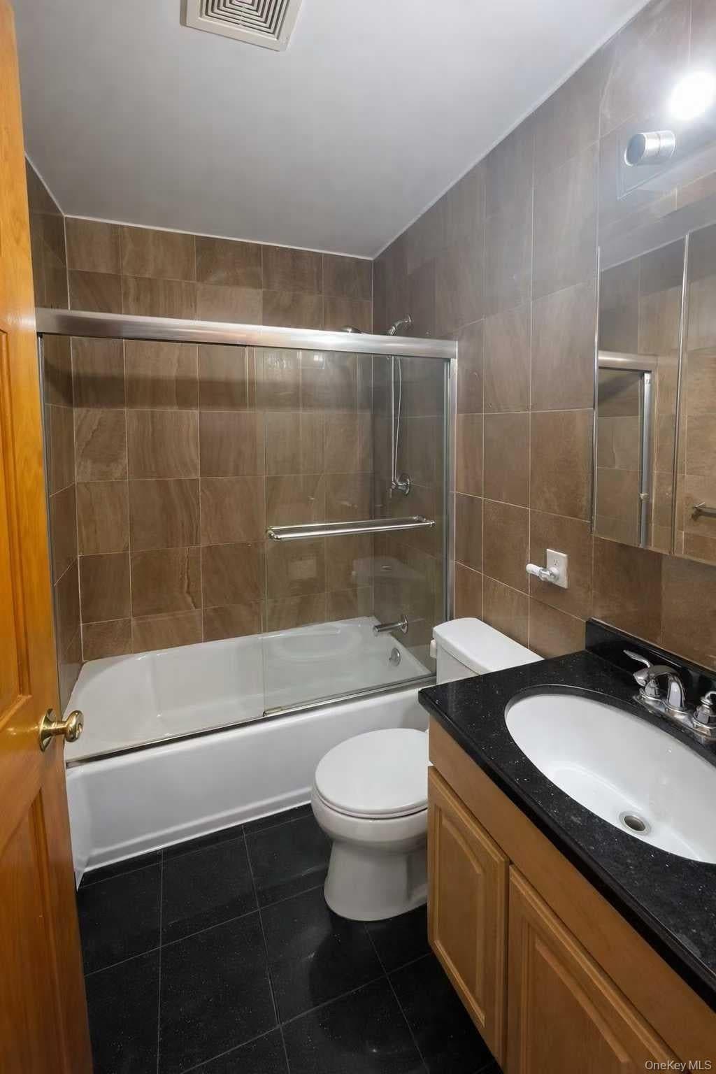 3733 107th Street Unit: 4A thumbnail 7