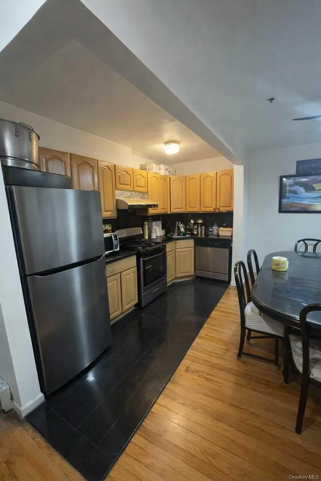 3733 107th Street Unit: 4A thumbnail 2