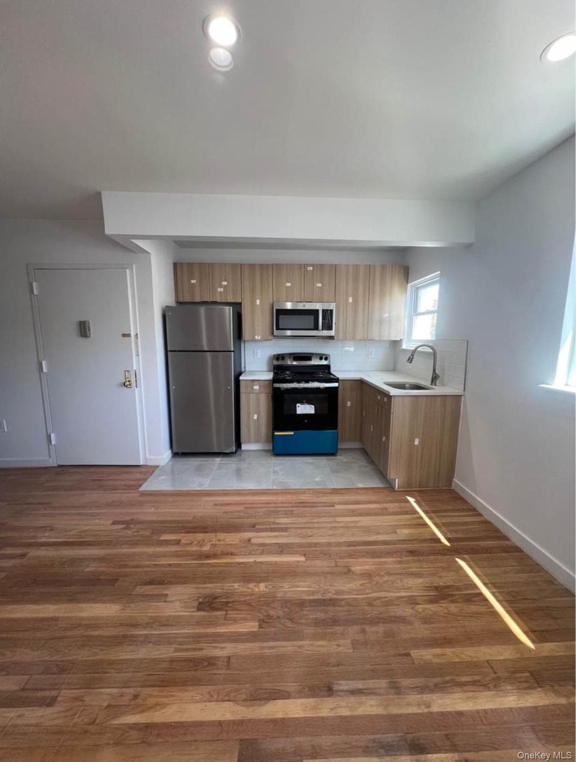 718 Rosedale Avenue thumbnail 7