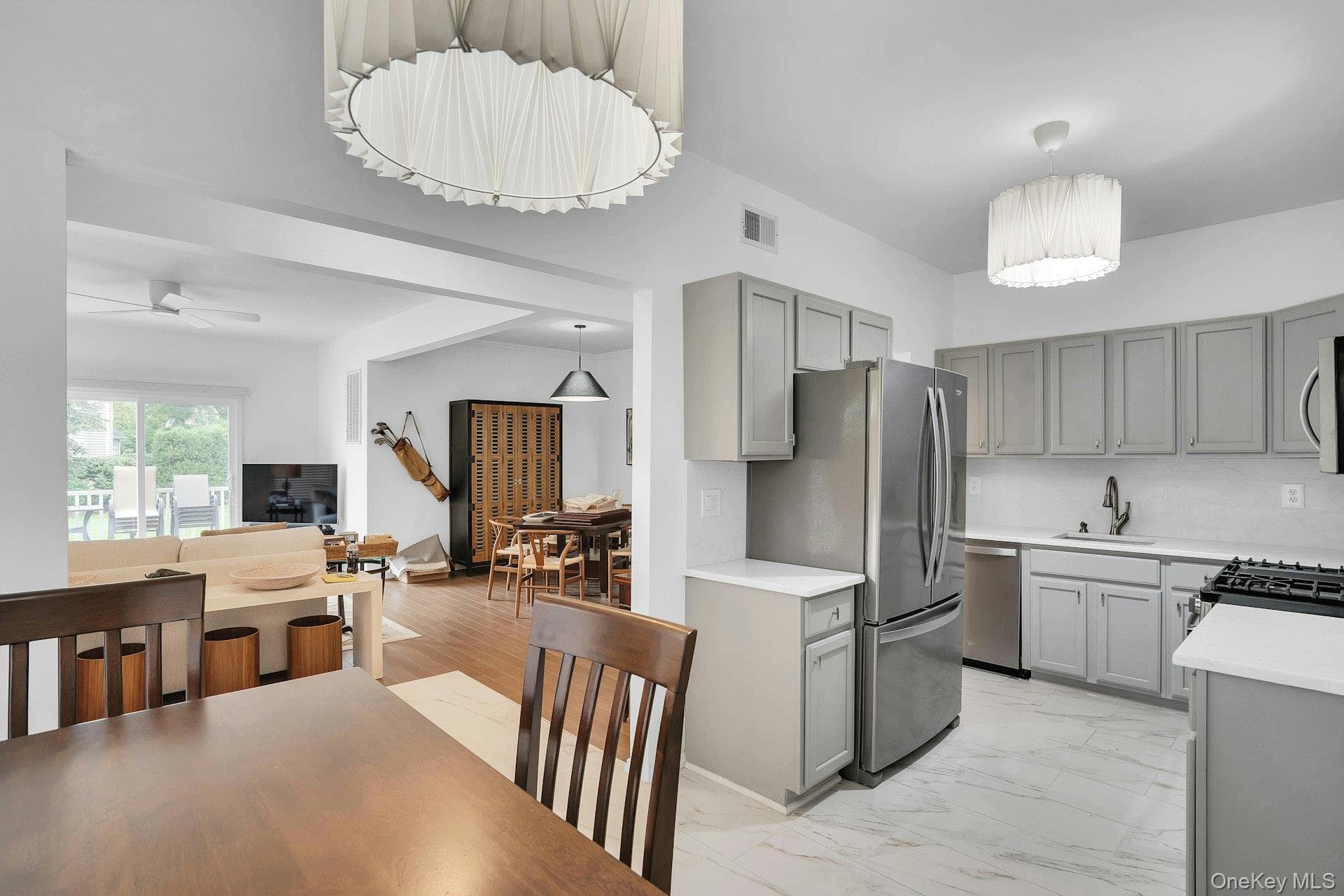 107 Deer Valley Drive thumbnail 27