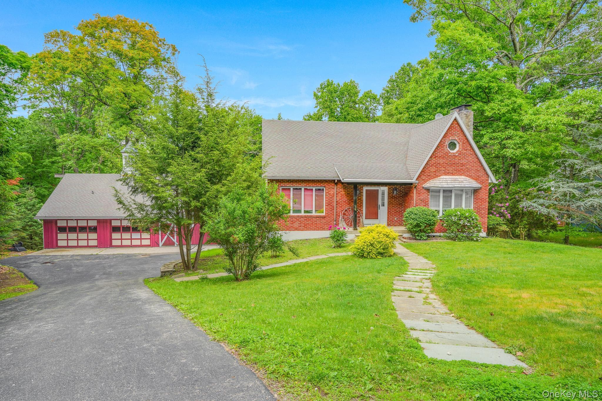 54 Bowe Lane, Lagrangeville