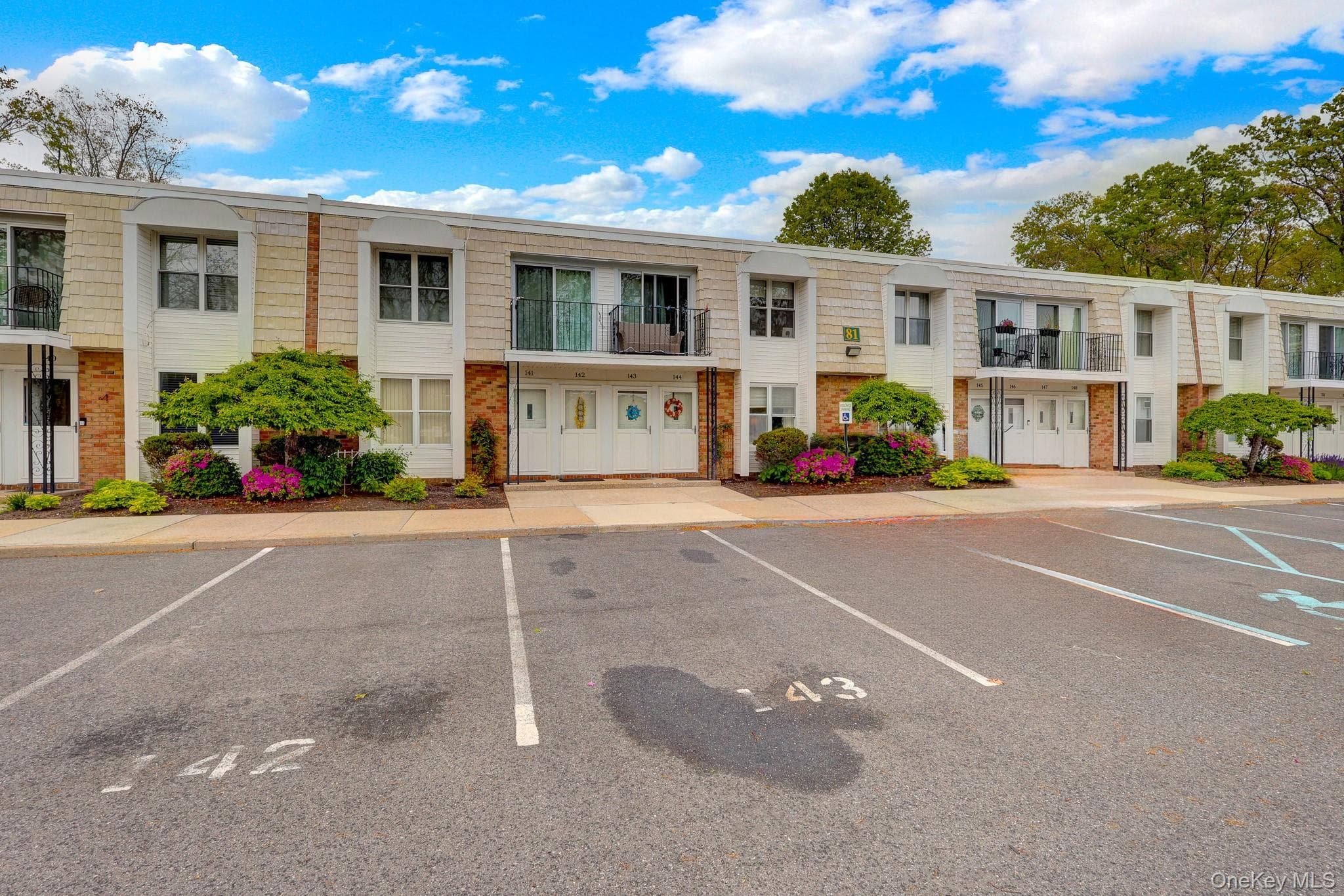81 Rocky Point Yaphank Road Unit: 144 thumbnail 3