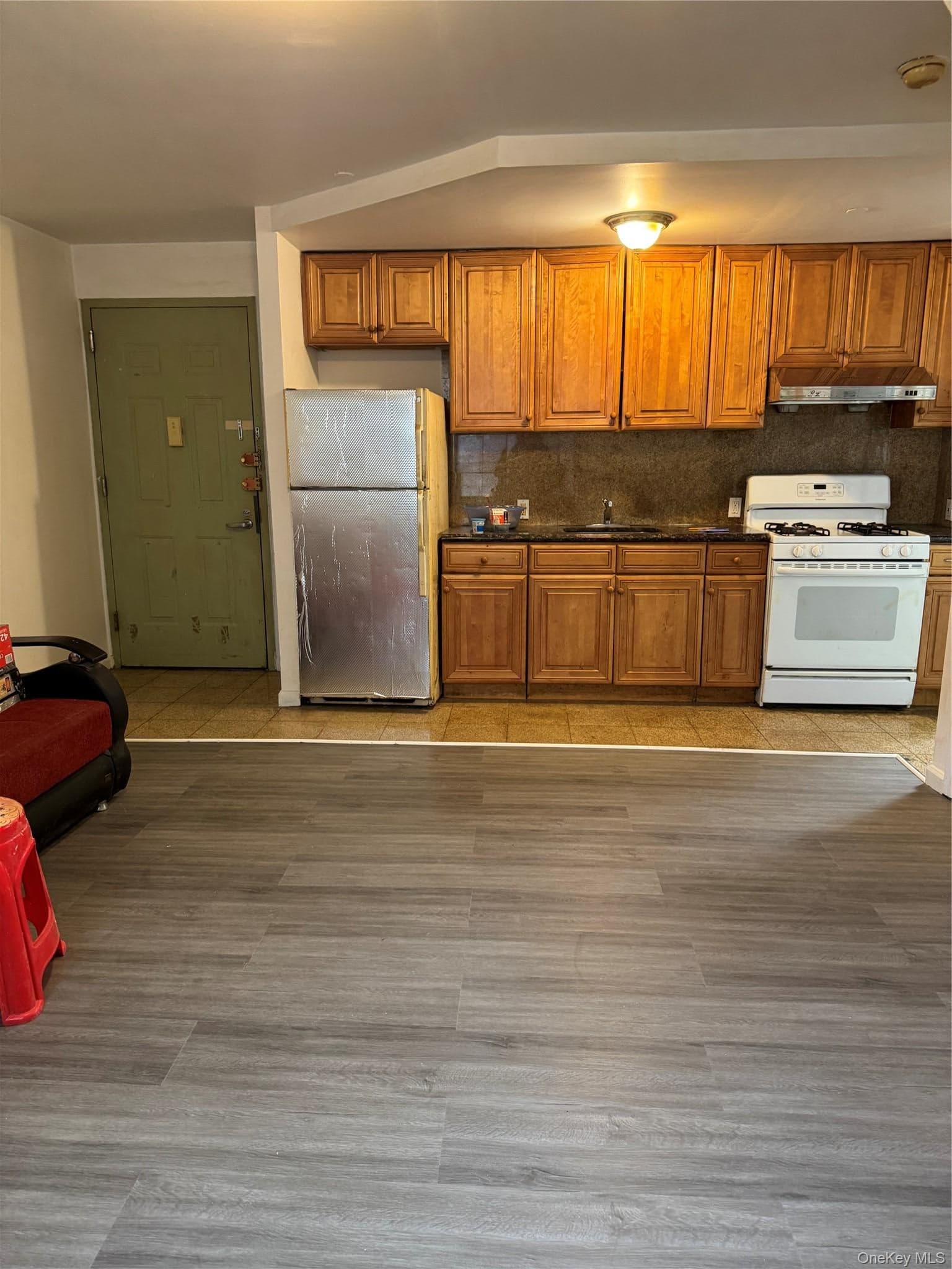 13237 Pople Avenue Unit: 1A thumbnail 5