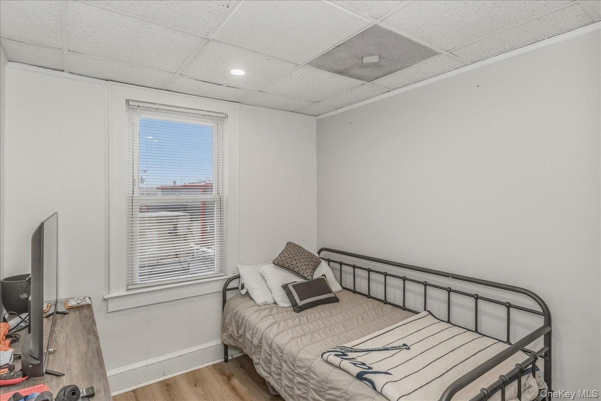 4213 Merrick Road thumbnail 24