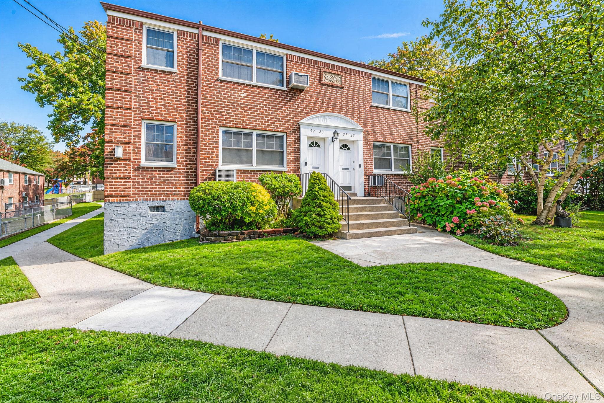 57-23 Marathon Parkway Unit: 1st Fl thumbnail 2