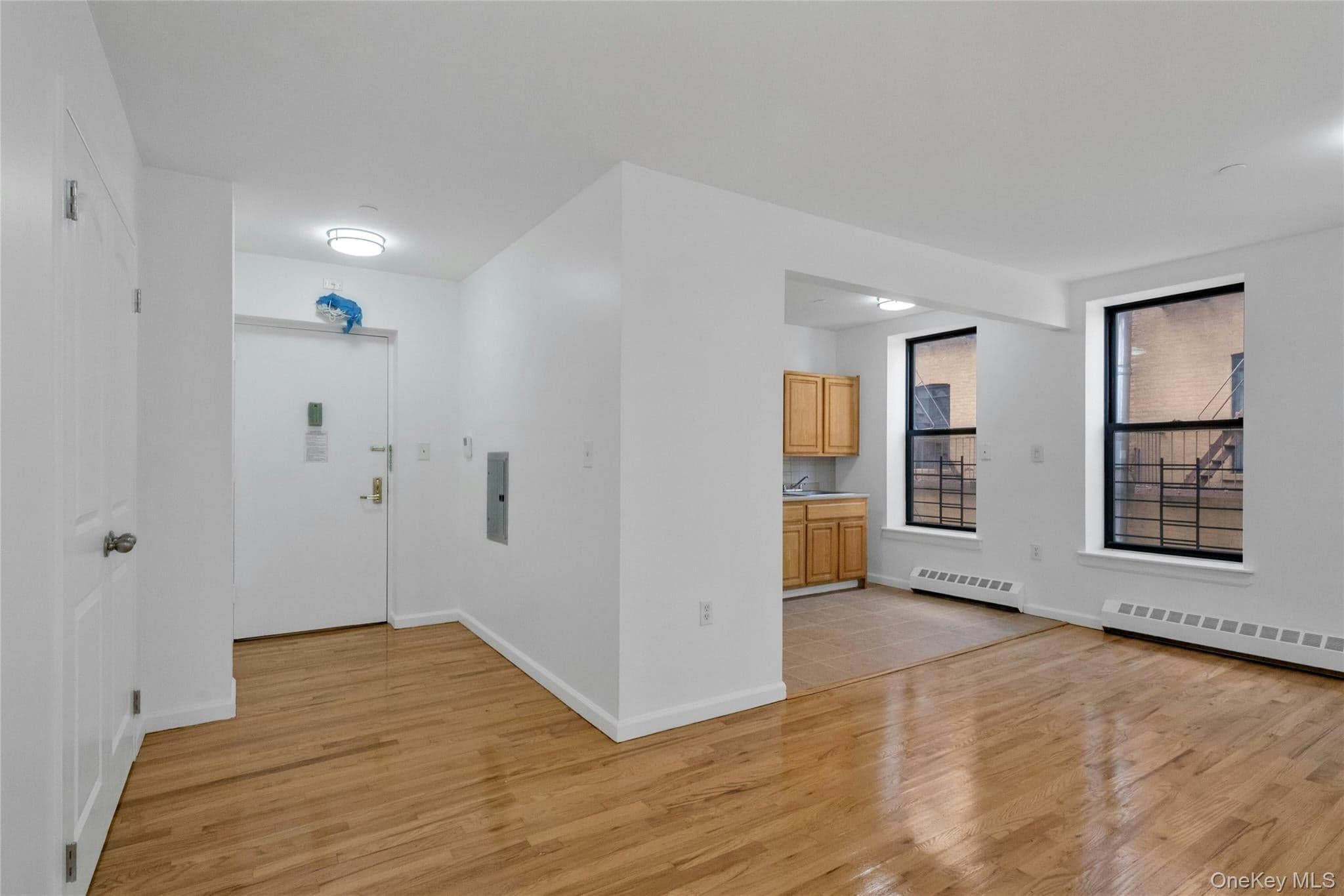 2023 Belmont Avenue Unit: 5A thumbnail 3