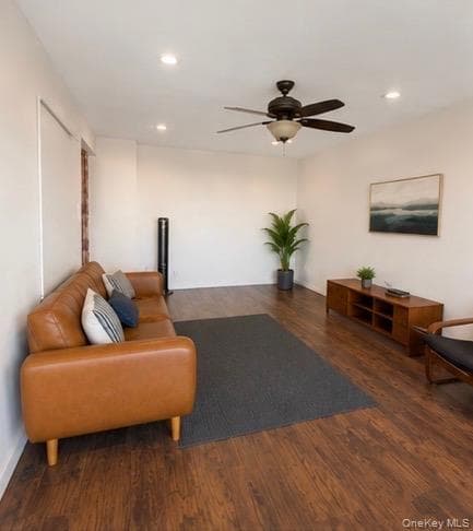 86-16 60th Avenue Unit: 6H, Elmhurst