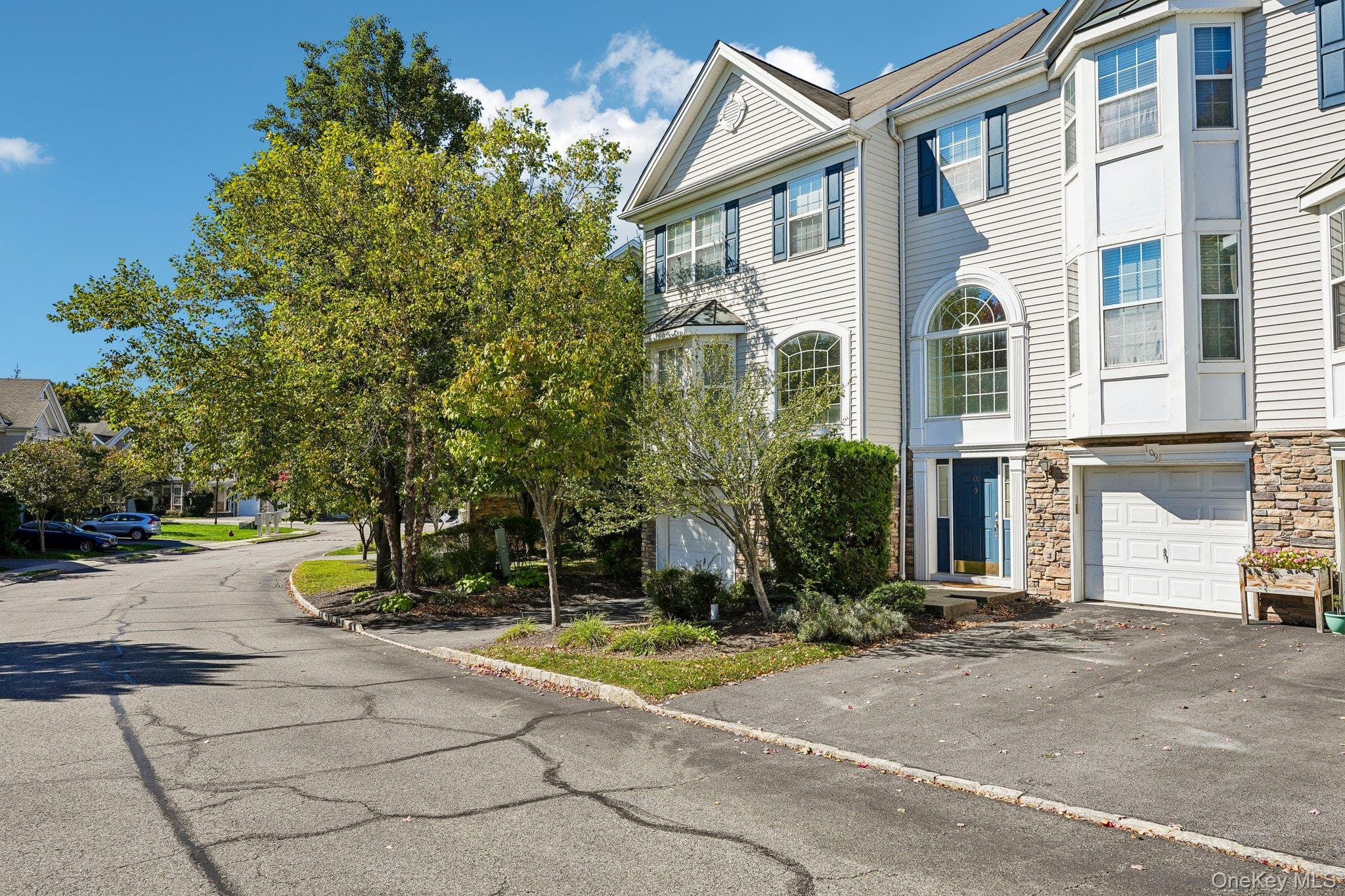 109 Barr Lane photo 1