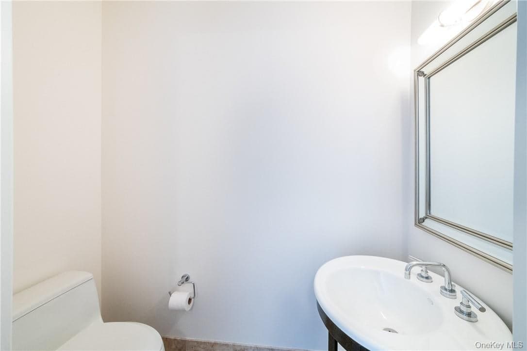 175 Huguenot Street Unit: 2602 thumbnail 7
