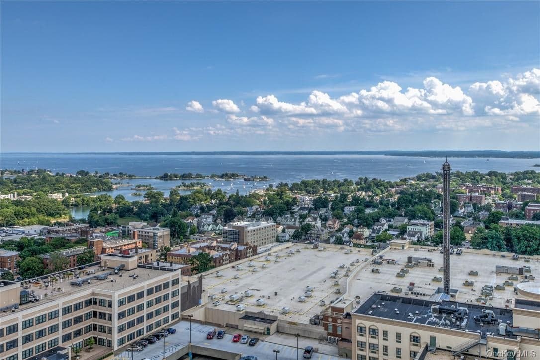 175 Huguenot Street Unit: 2602 thumbnail 5