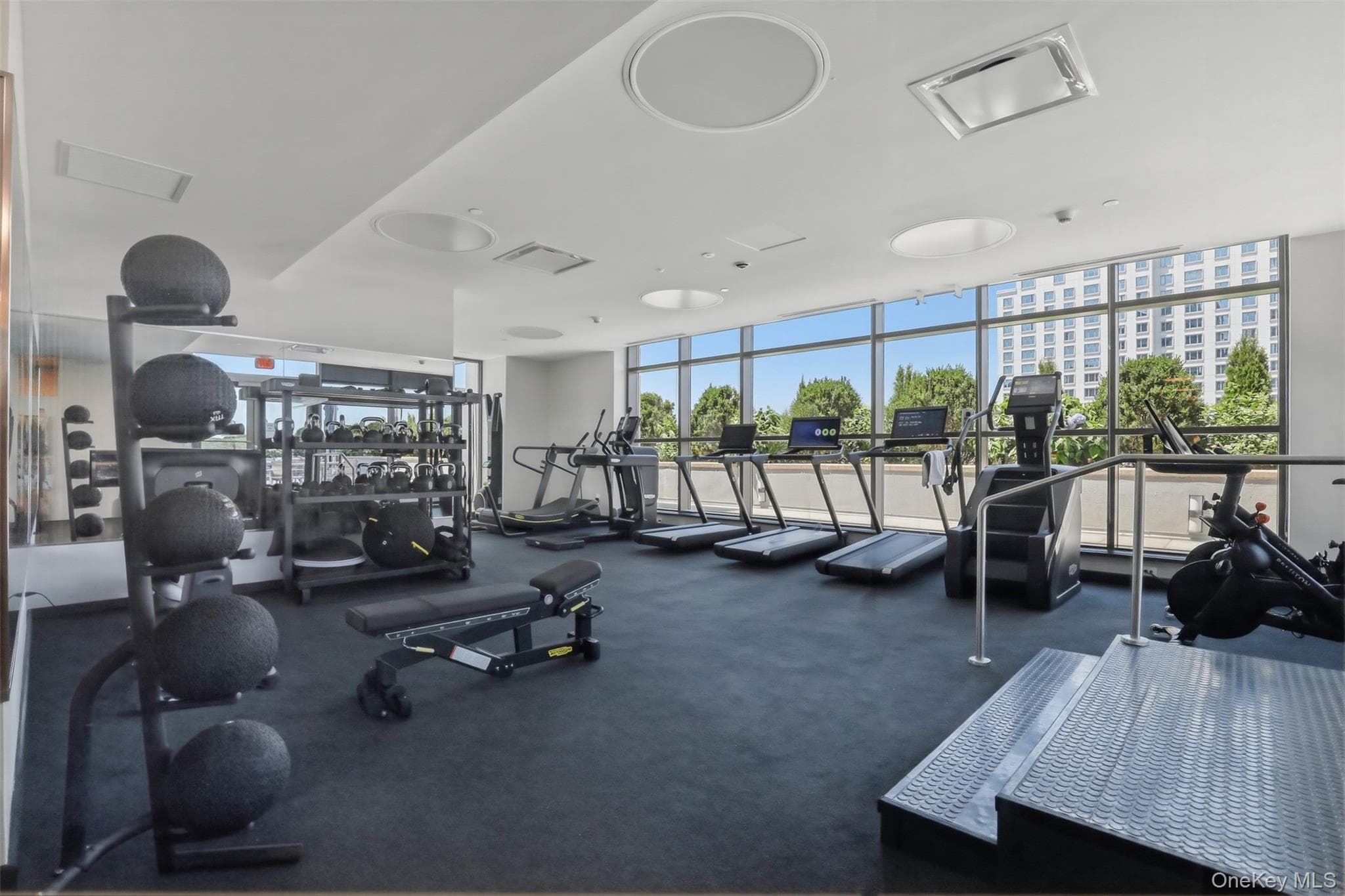 175 Huguenot Street Unit: 2602 thumbnail 23