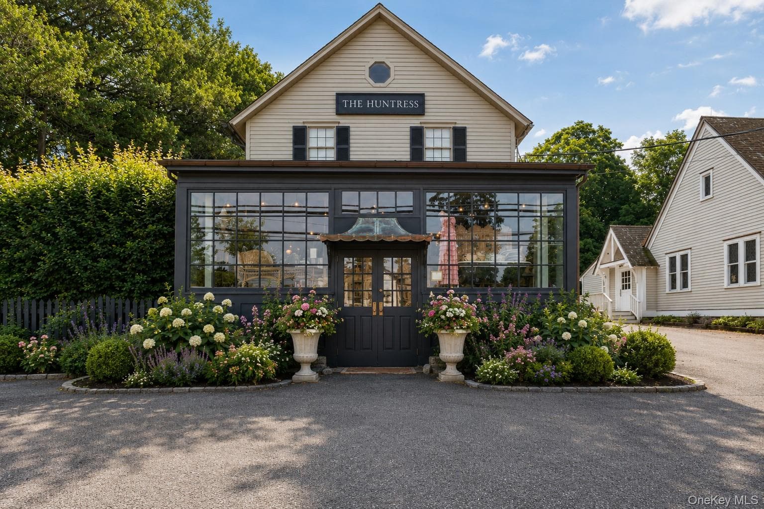 259 Westchester Avenue, Pound Ridge