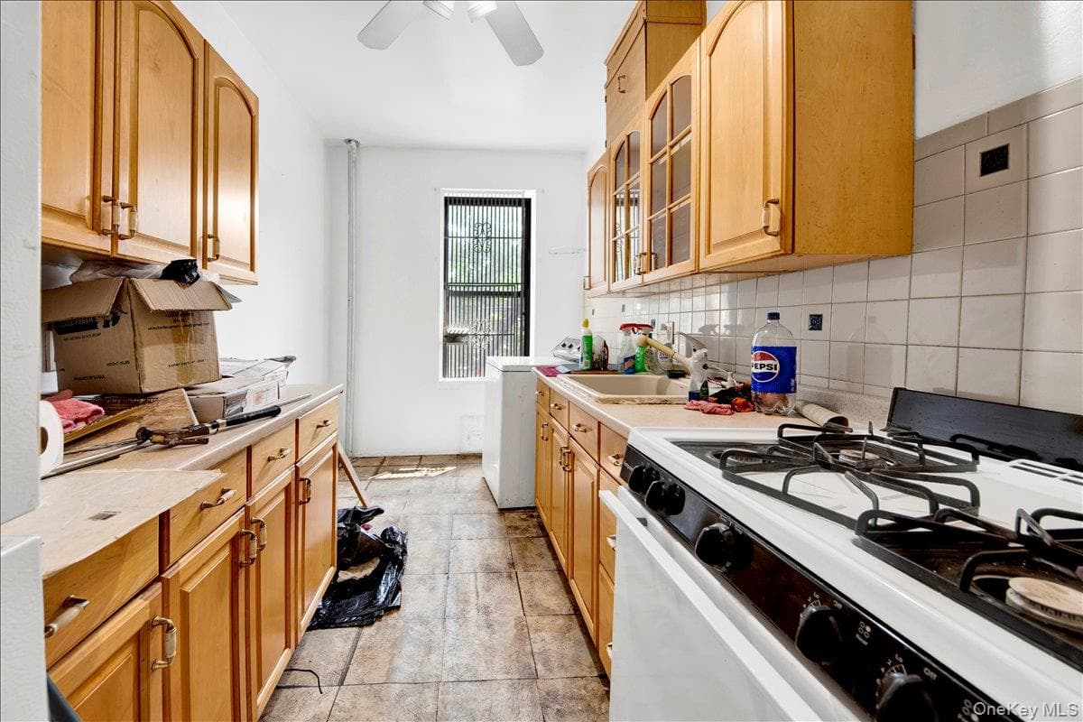 823 E 147th Street Unit: 3 thumbnail 4