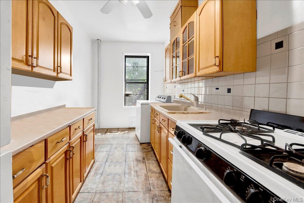823 E 147th Street Unit: 3 thumbnail 9