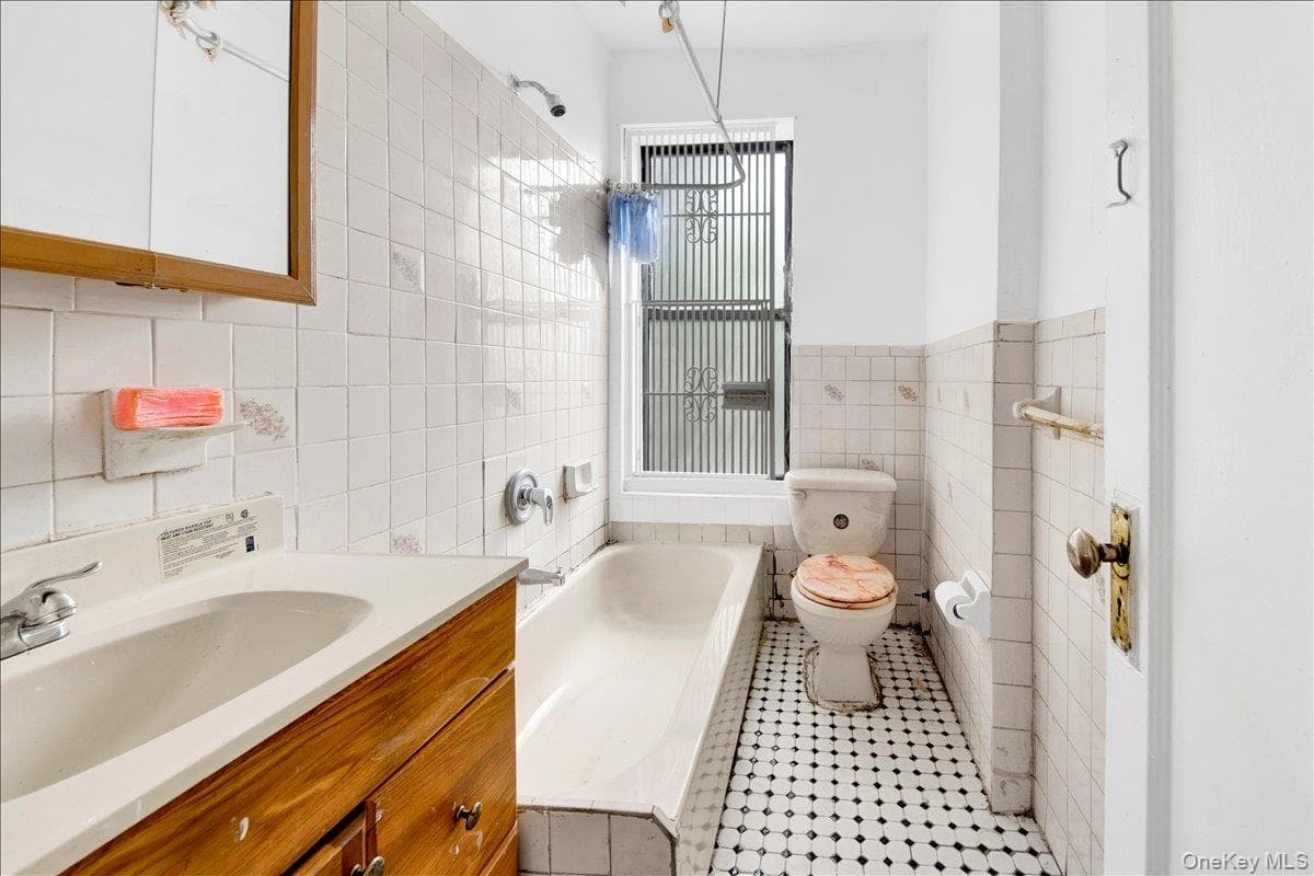 823 E 147th Street Unit: 3 thumbnail 7