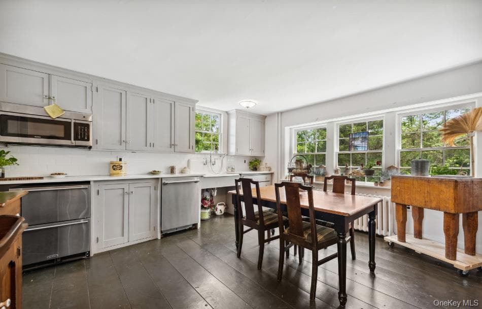 38 Landing Meadow Road thumbnail 6