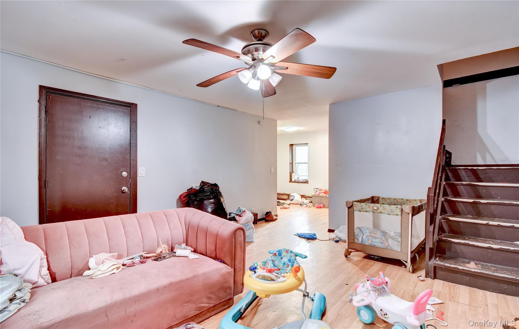 112 W Parmenter Street thumbnail 4