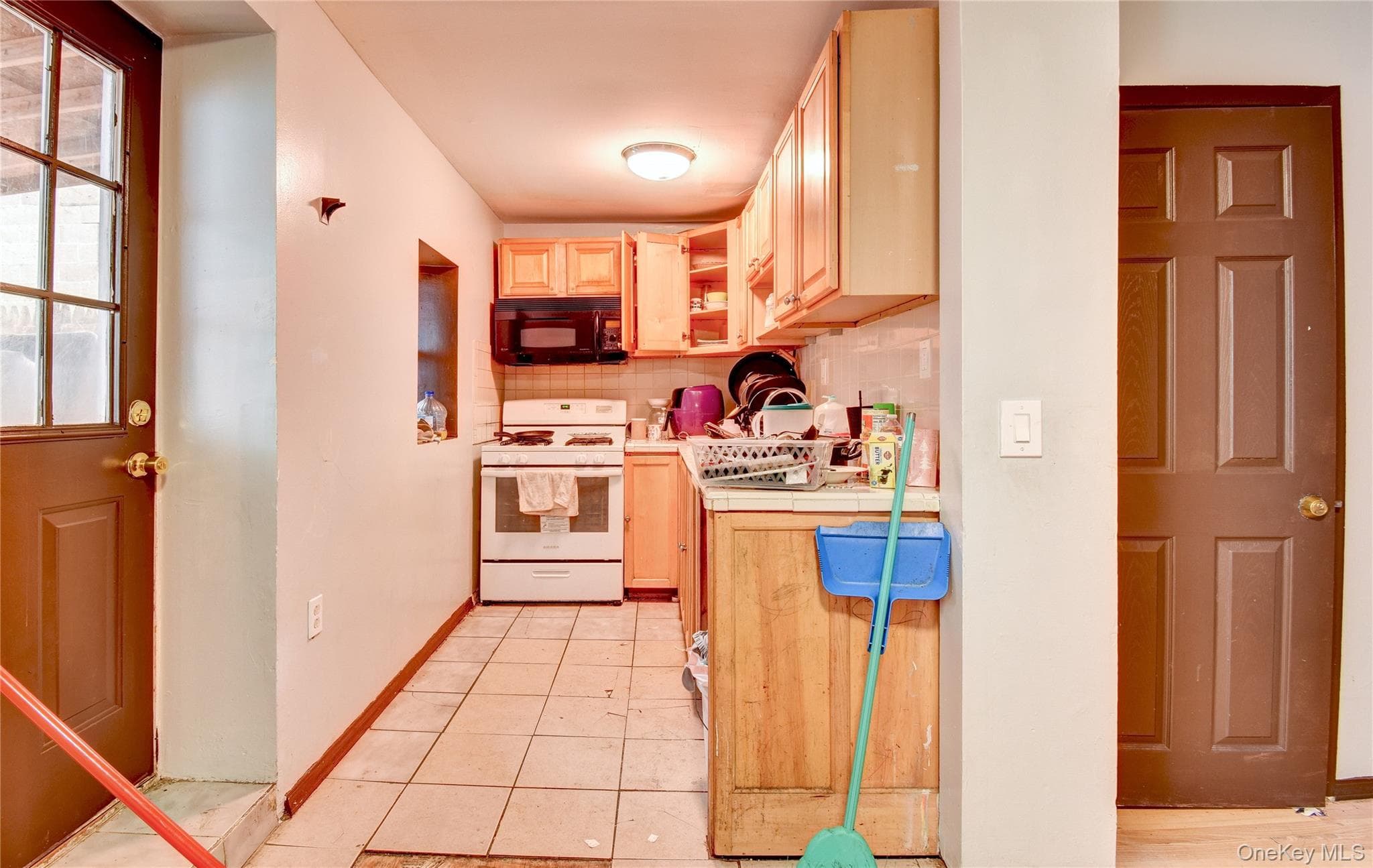 112 W Parmenter Street thumbnail 7
