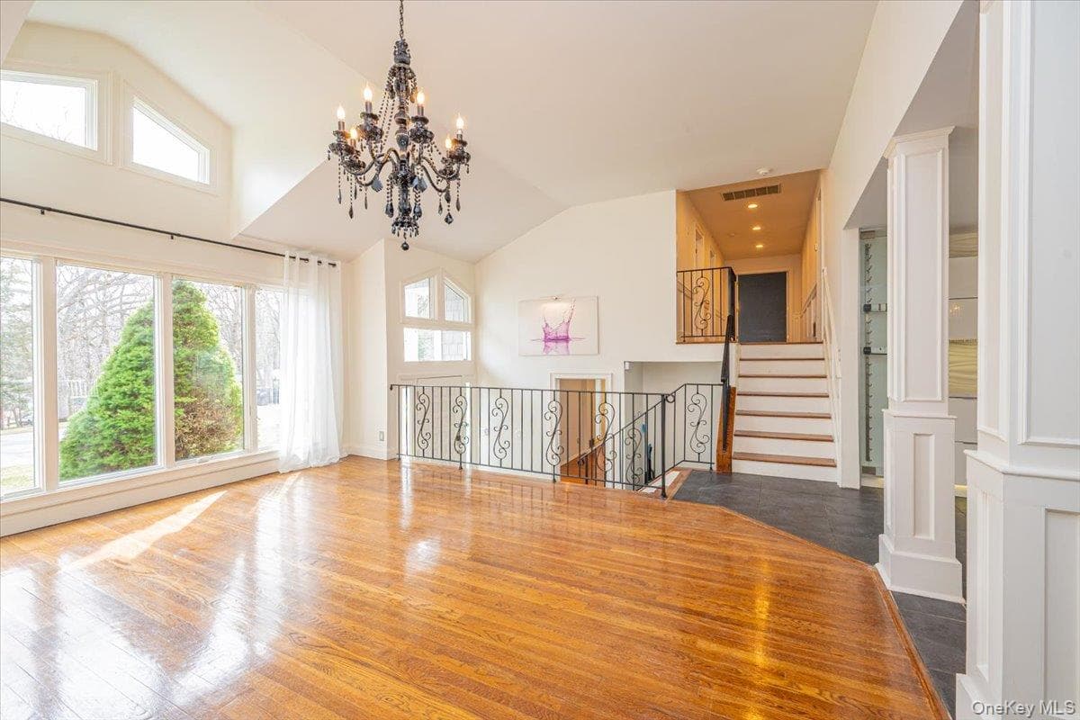 87 Soundview Drive thumbnail 10