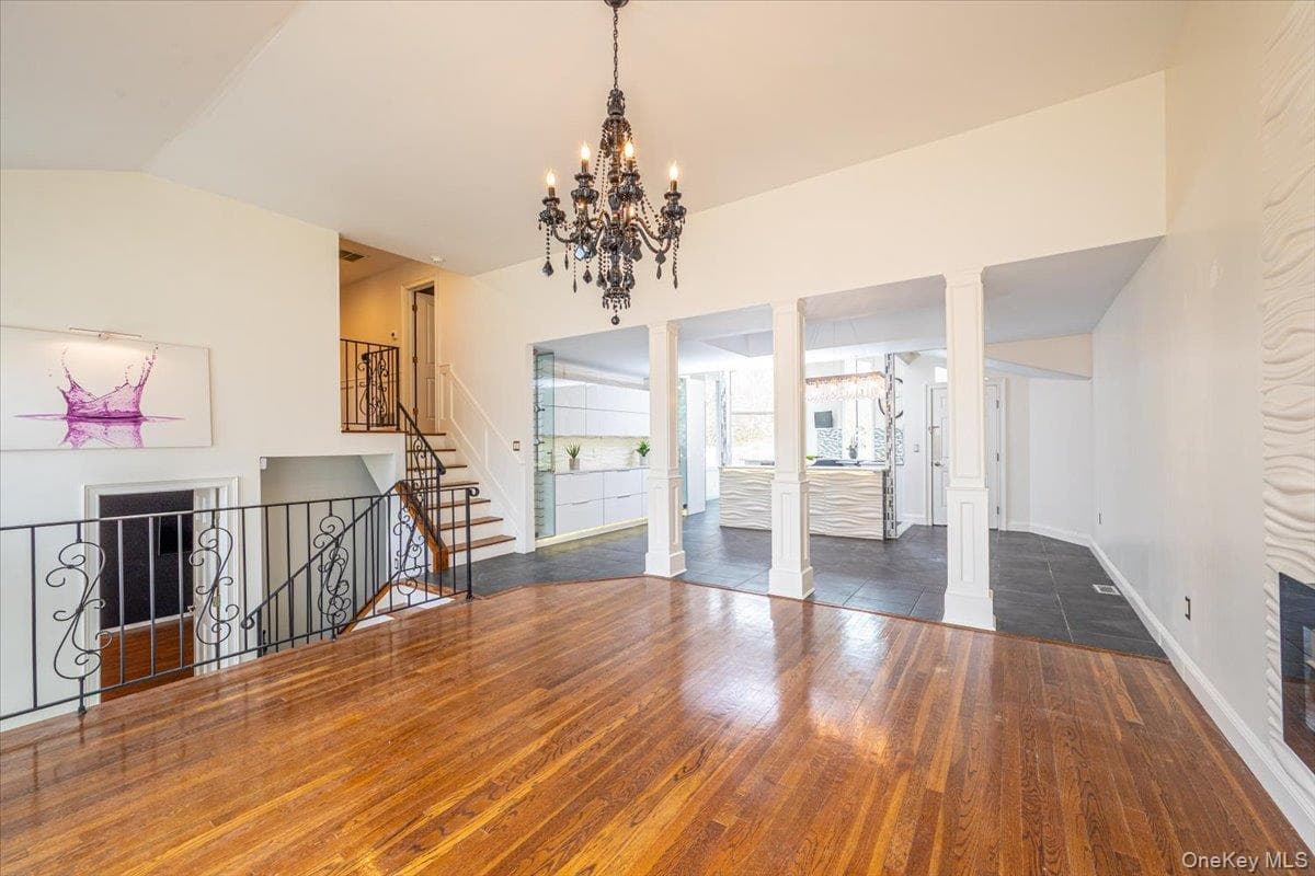 87 Soundview Drive thumbnail 9