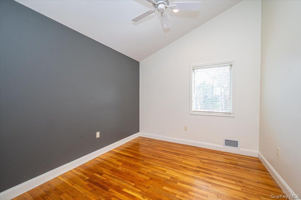 87 Soundview Drive thumbnail 26