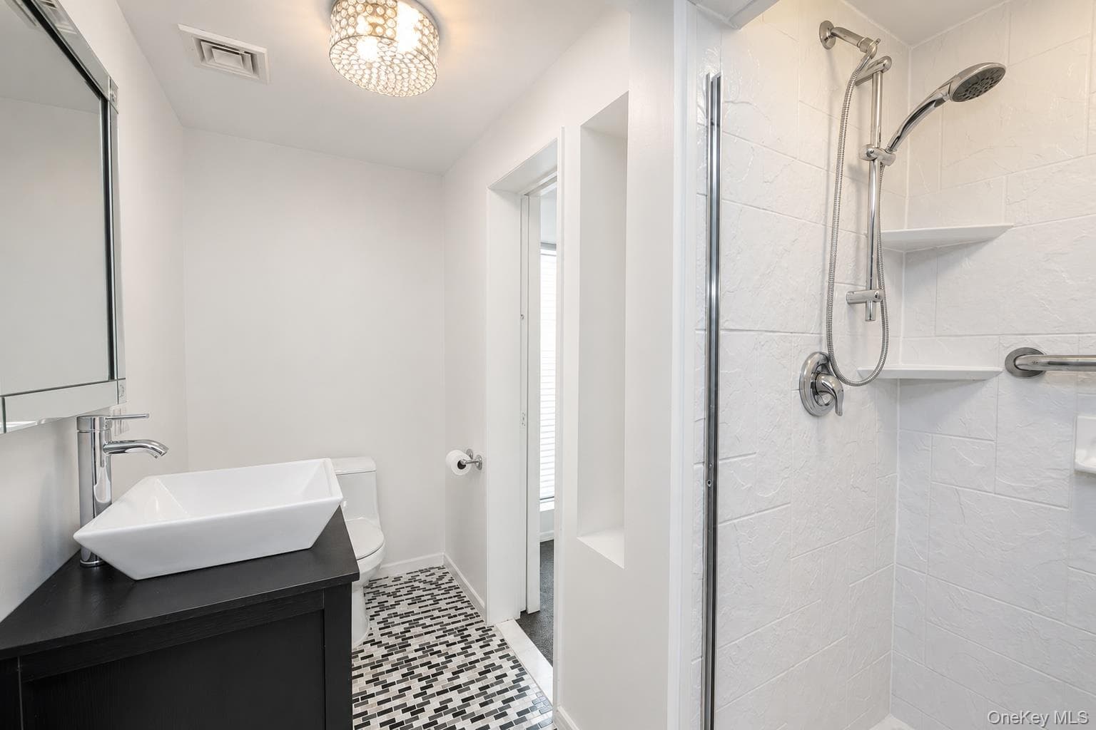 87 Soundview Drive thumbnail 33