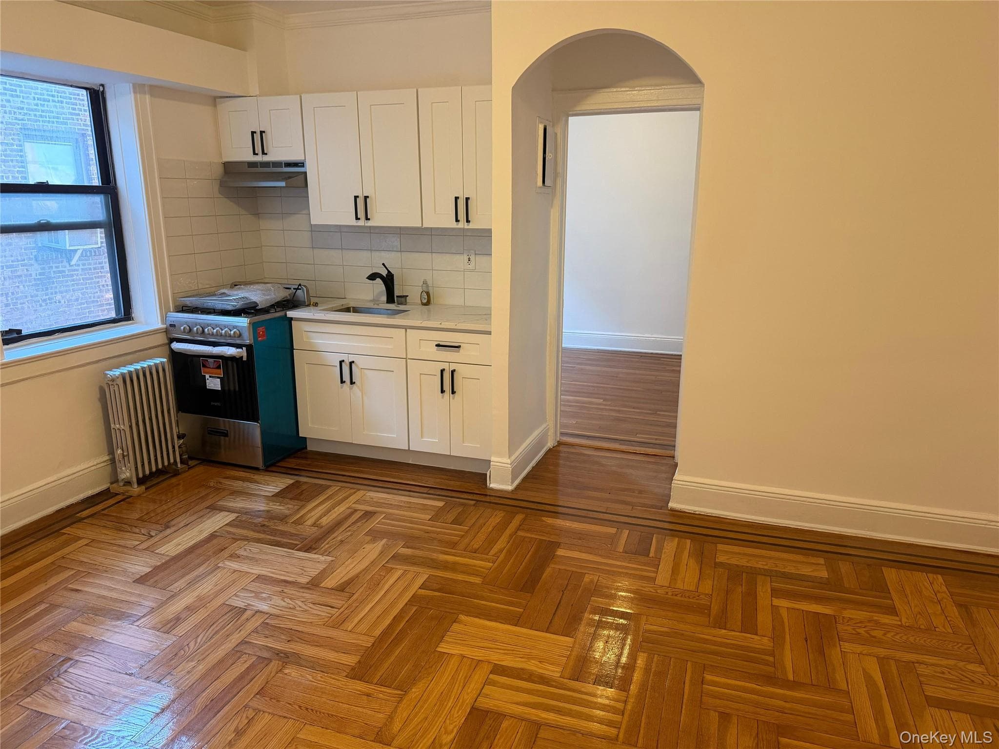 61-40 Saunders Street Unit: D24 thumbnail 7