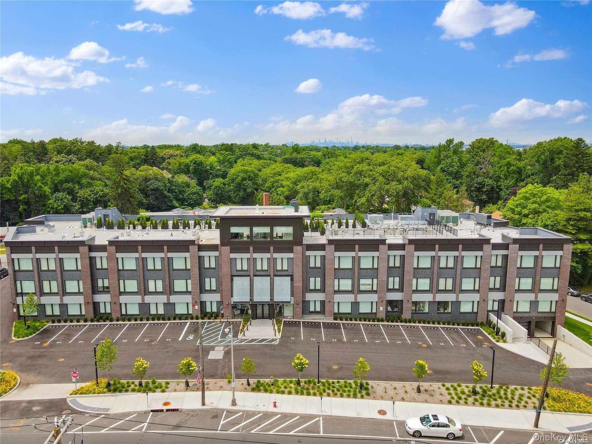 218 Middle Neck Road Unit: 102 thumbnail 36