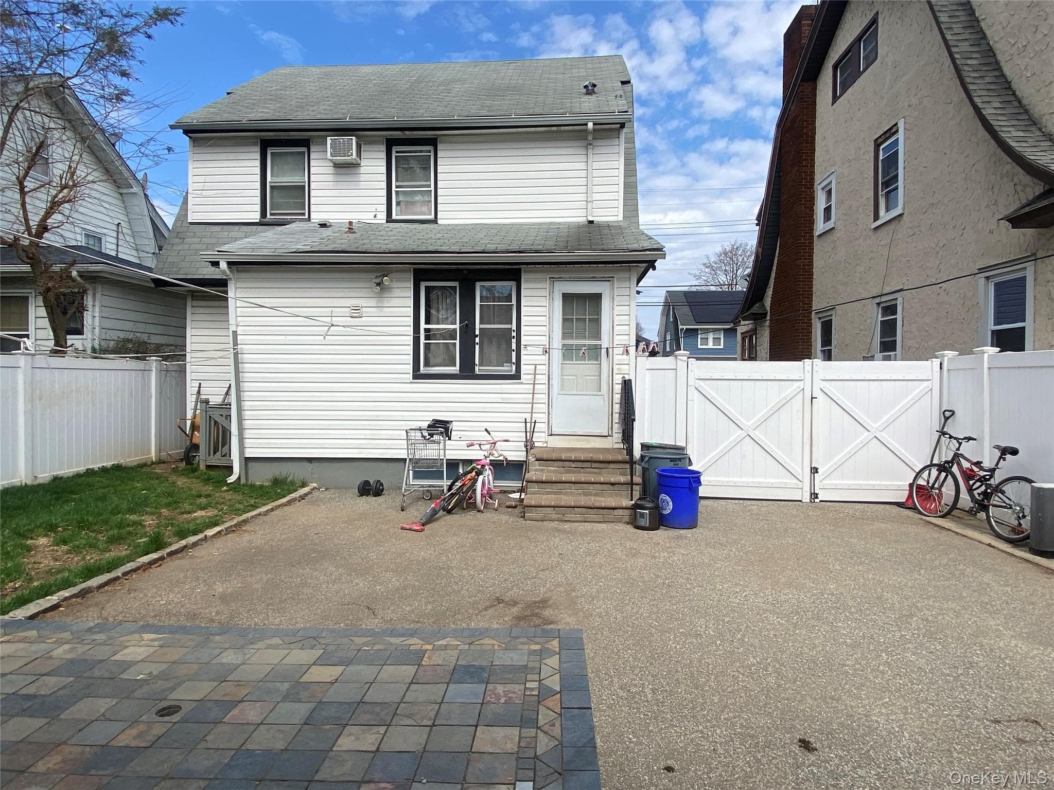 24 Lent Avenue thumbnail 14