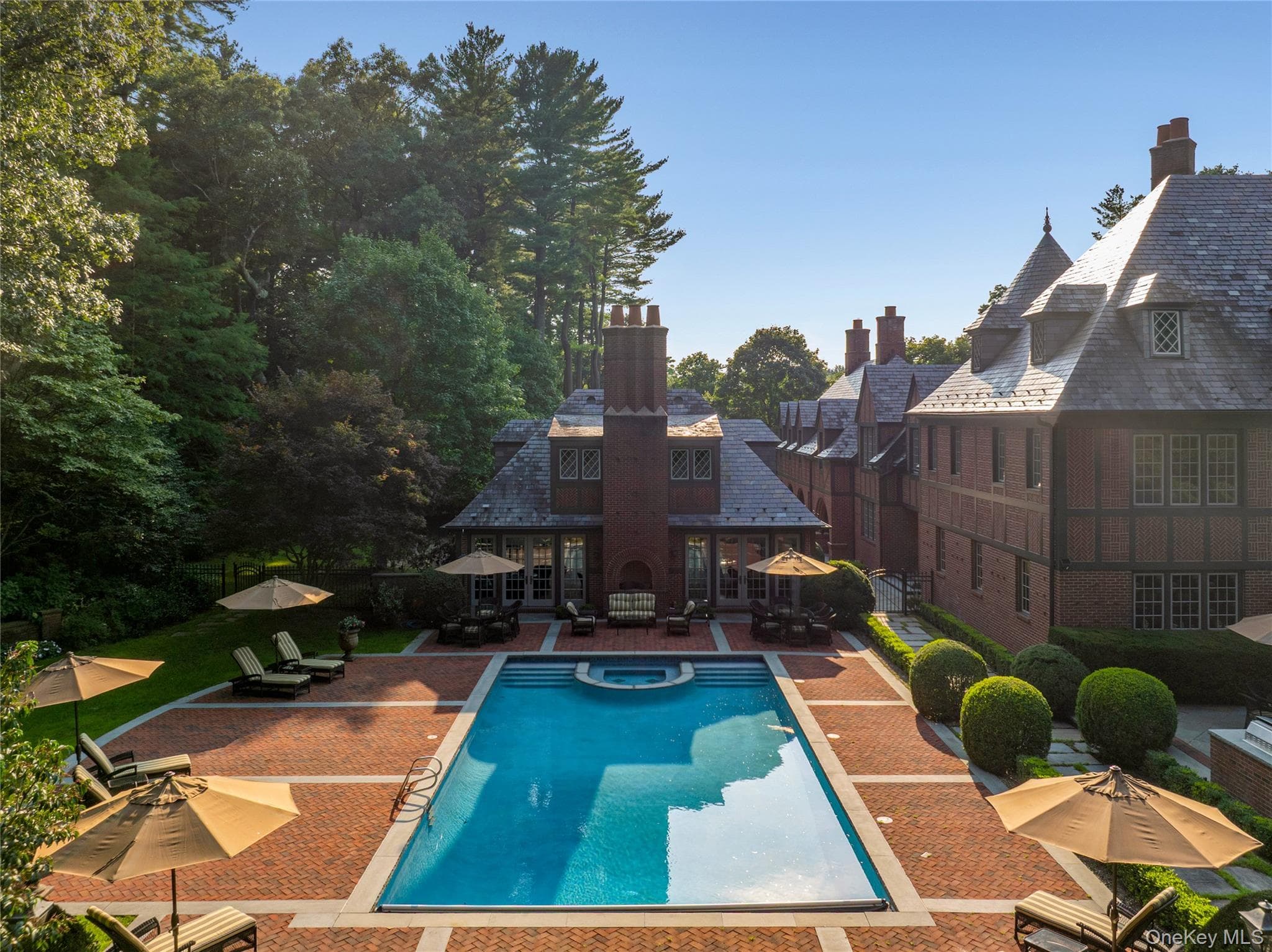 39 Chestnut Hill Drive thumbnail 41