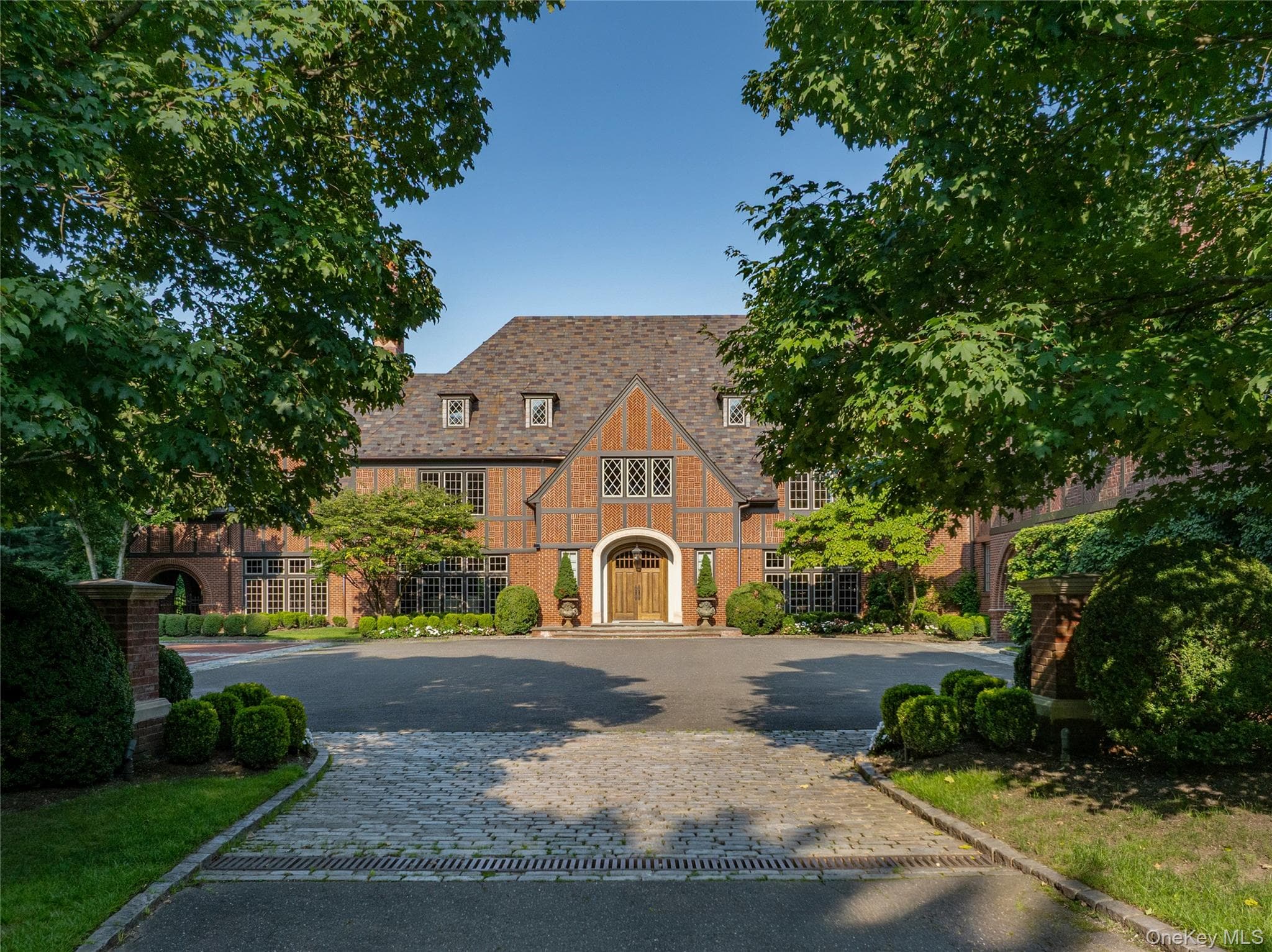 39 Chestnut Hill Drive thumbnail 4