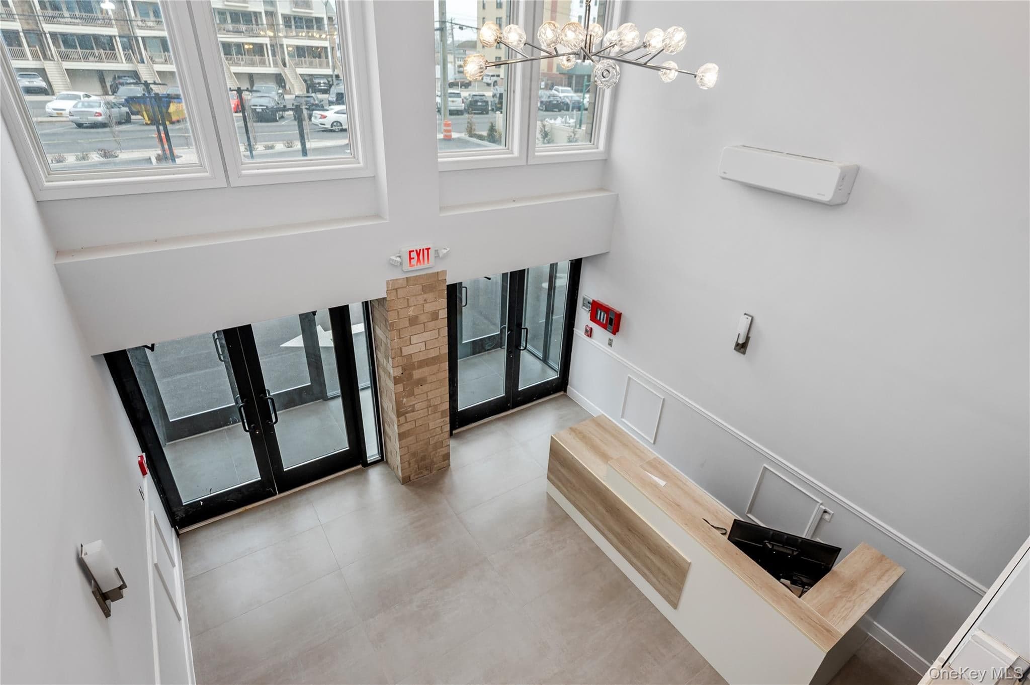 50 W Broadway Unit: 1001 thumbnail 2
