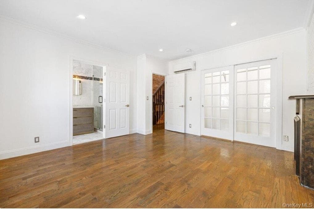 308 Clifton Place thumbnail 19