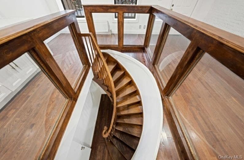 308 Clifton Place thumbnail 31