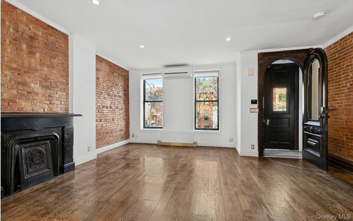 308 Clifton Place thumbnail 7