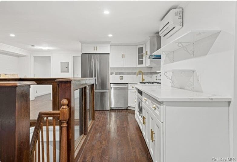 308 Clifton Place thumbnail 26