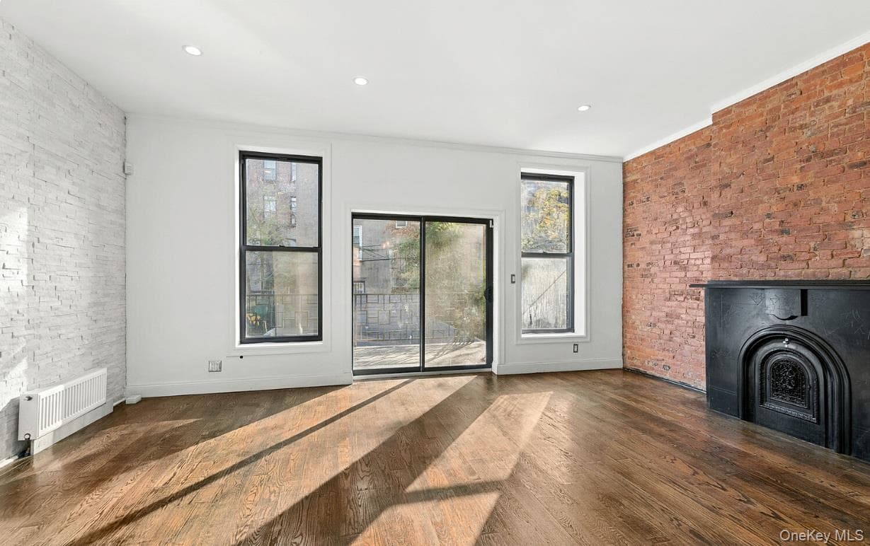 308 Clifton Place thumbnail 9
