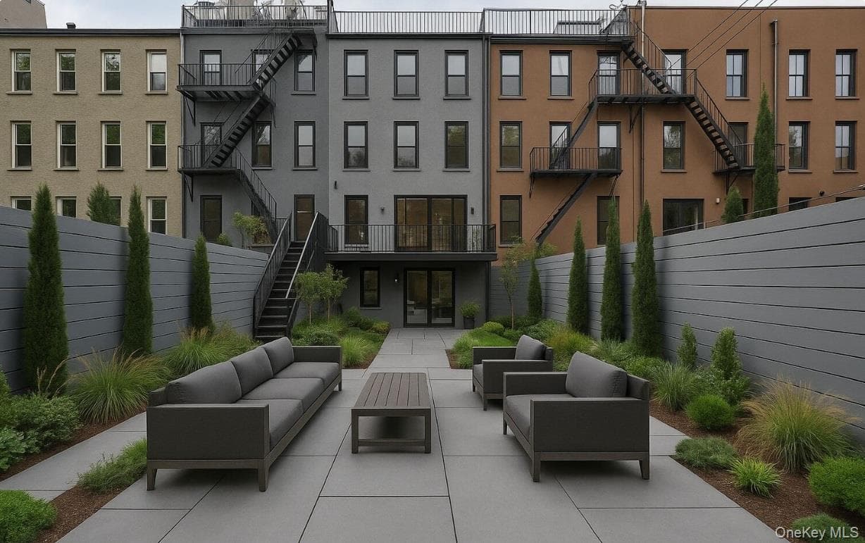 308 Clifton Place thumbnail 32