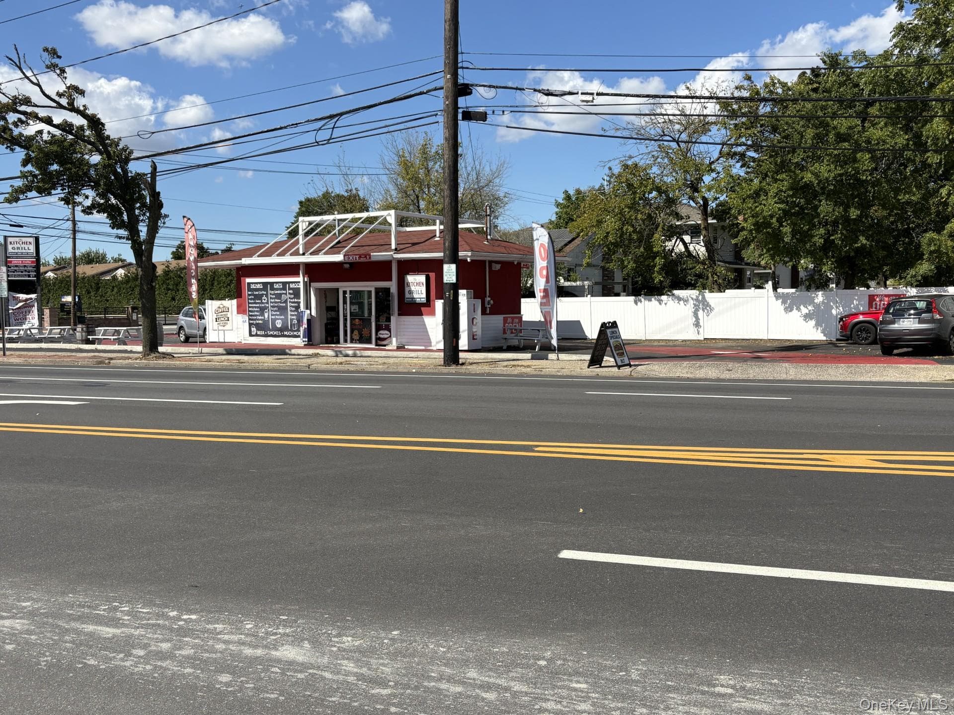 2885 Grand Avenue thumbnail 4