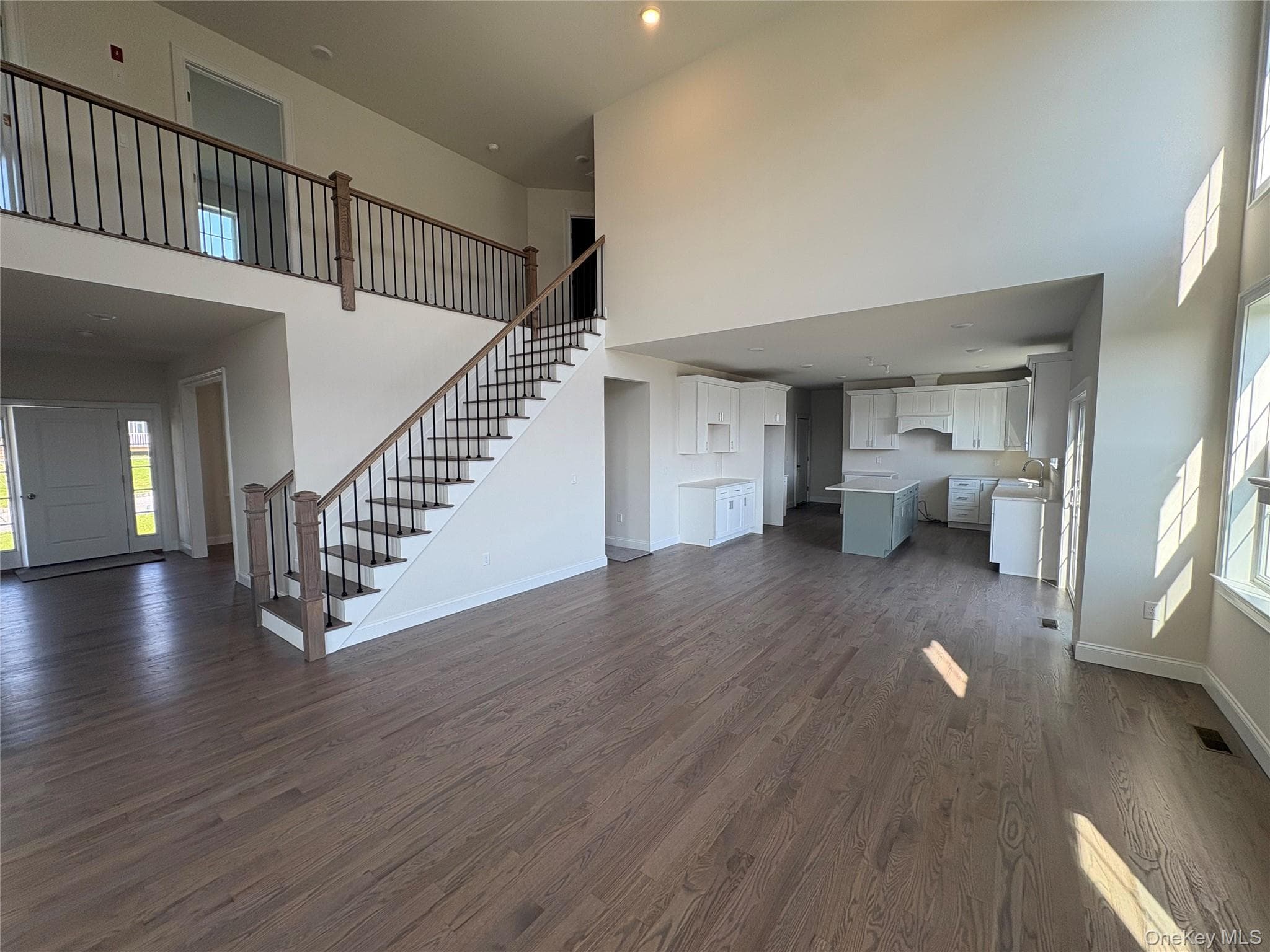26 Dartmouth DR thumbnail 4