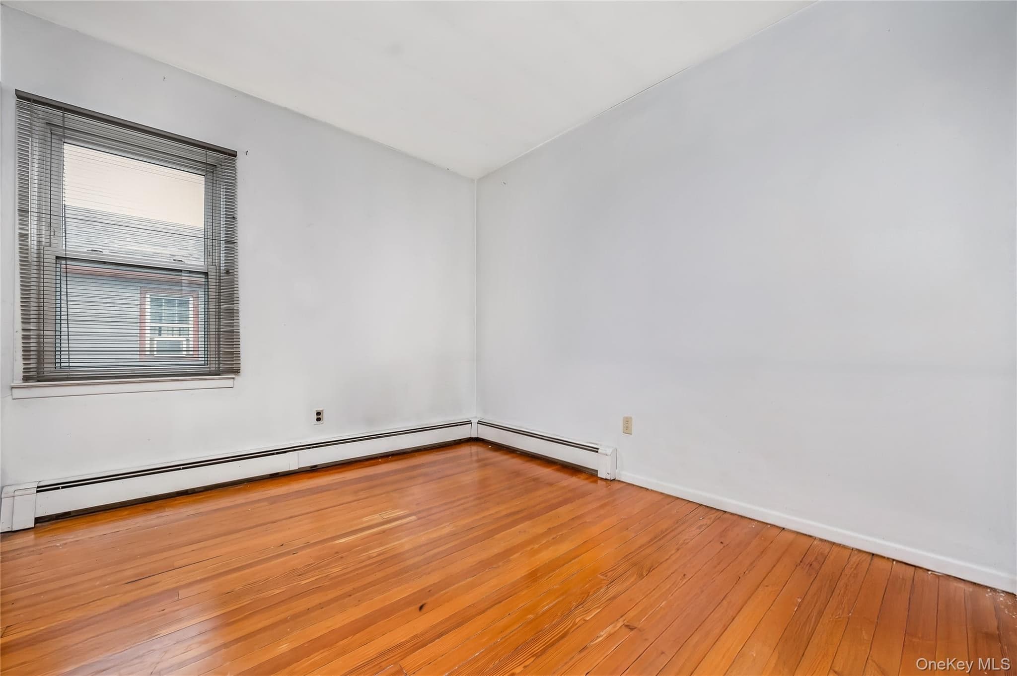 121 Cochran Place thumbnail 15