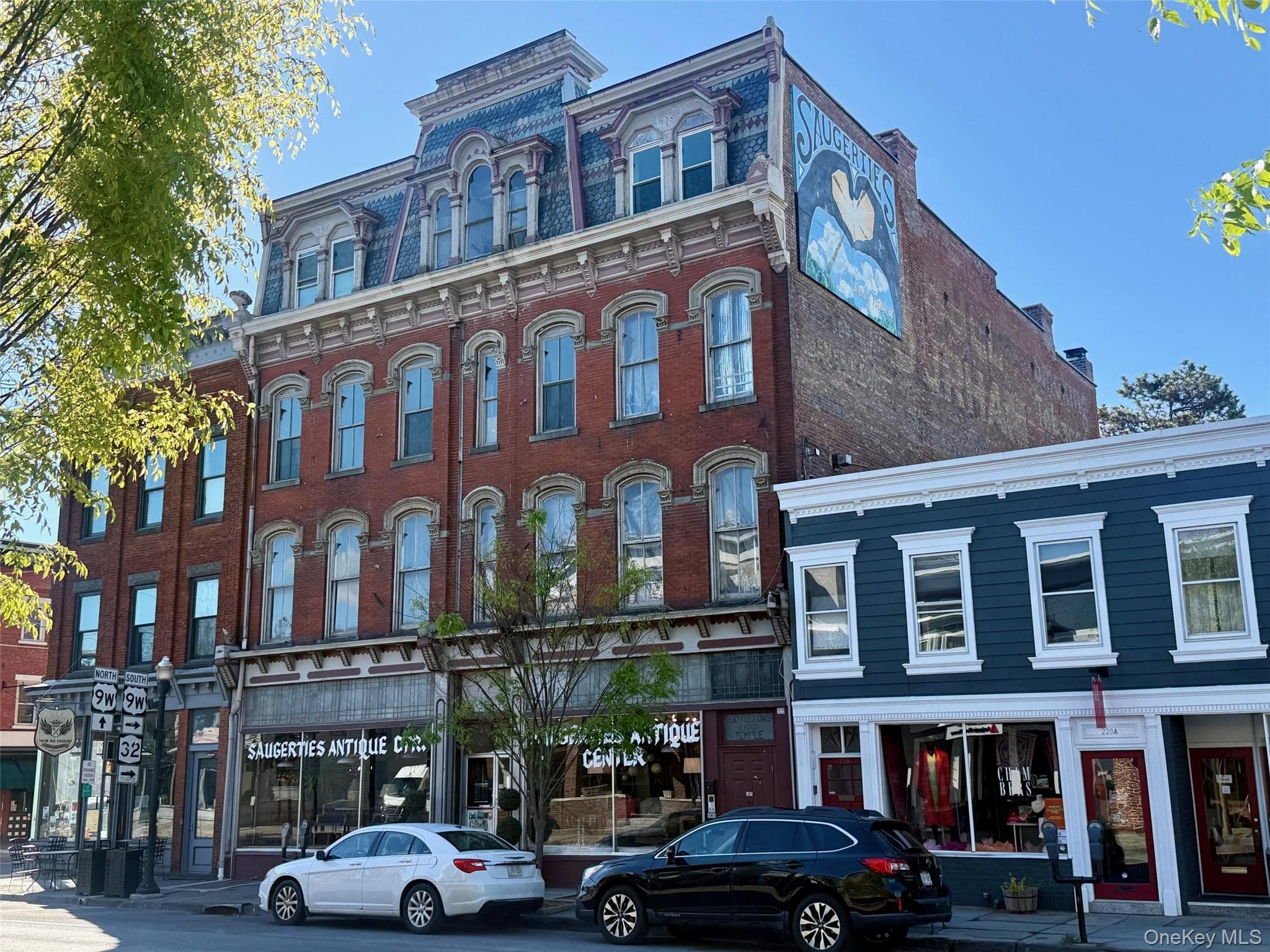 220 Main Street thumbnail 3